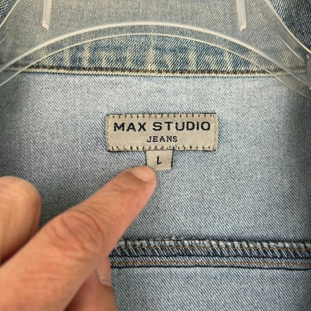 Max Studio Women's Jean Jacket Blue Distressed Stretch Y2K Grunge Streetwear - L - Picture 5 of 16